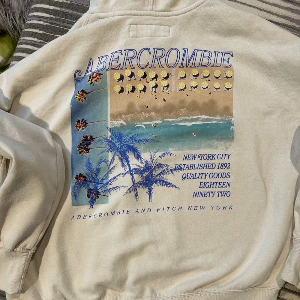 Abercrombie Kids - Hooded Graphic Sweatshirt